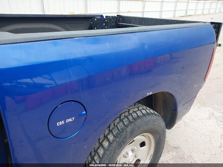 2016 RAM 1500 auction photo 6