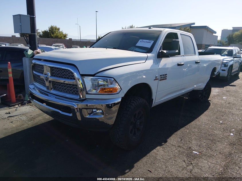 Vin: 3c63r3gl9hg534293, lot: 45841022, ram 3500 tradesman  4x4 8' box 20172