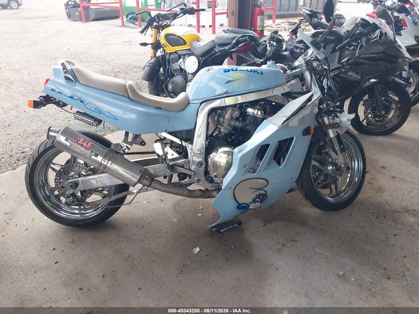 1992 Suzuki Gsx-R1100 VIN: JS1GV73A8N2100141 Lot: 45343258