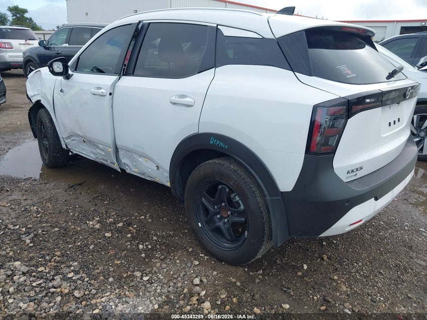 2026 NISSAN KICKS auction photo 3