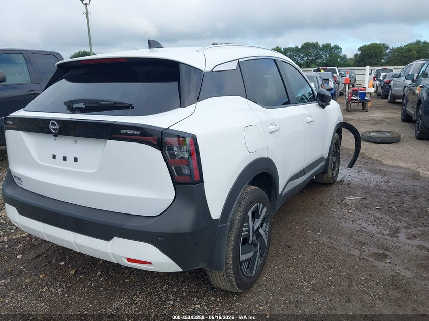 2026 NISSAN KICKS auction photo 4