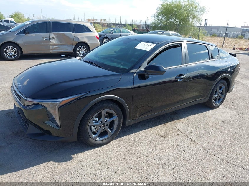 2026 KIA K4 auction photo 2