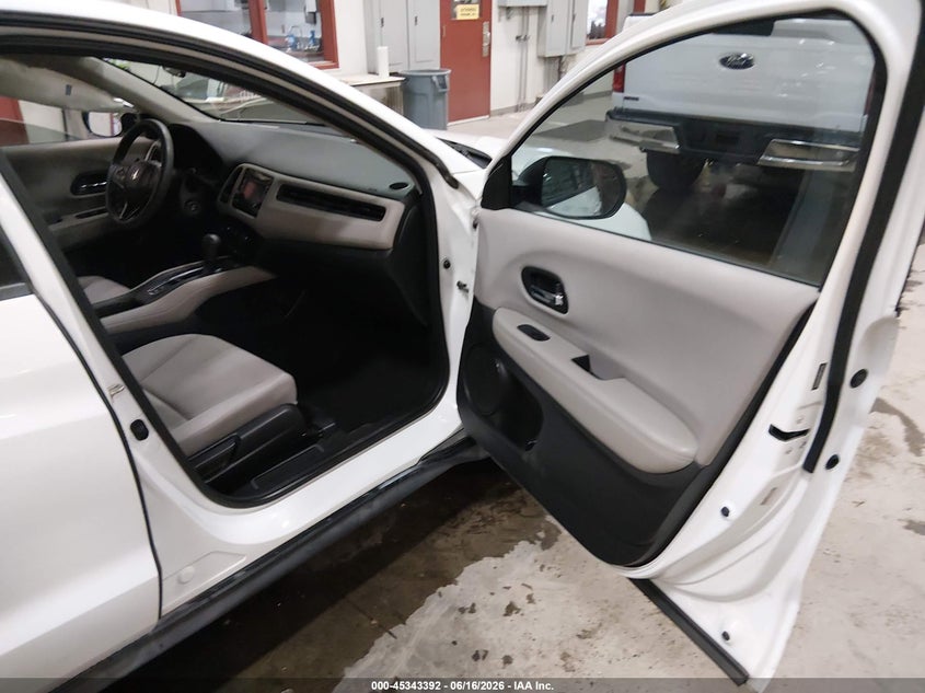 2016 HONDA HR-V auction photo 5