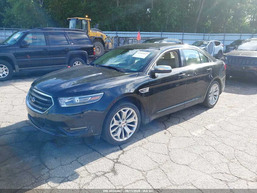 2018 Ford Taurus Limited 1FAHP2F88JG120425 photo 1