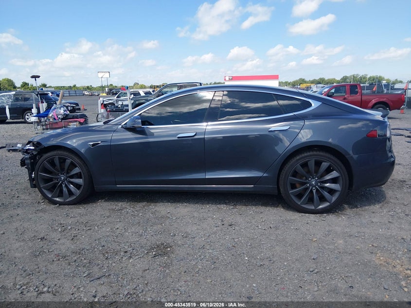 2017 Tesla Model S 100D/60D/75D/90D/P100D VIN: 5YJSA1E20HF224629 Lot: 45343519