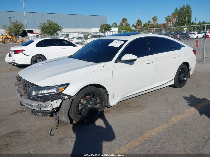 2018 HONDA ACCORD auction photo 2