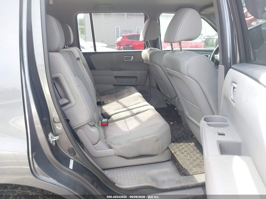 2012 HONDA PILOT auction photo 8