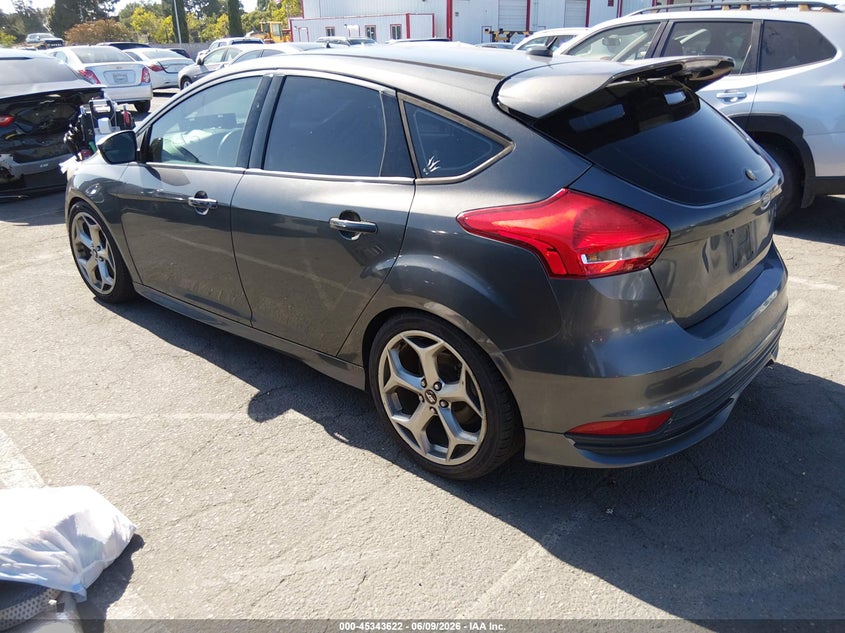 Vin: 1fadp3l97fl241284, lot: 45841558, ford focus st 20153