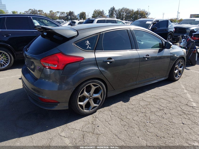 Vin: 1fadp3l97fl241284, lot: 45841558, ford focus st 20154
