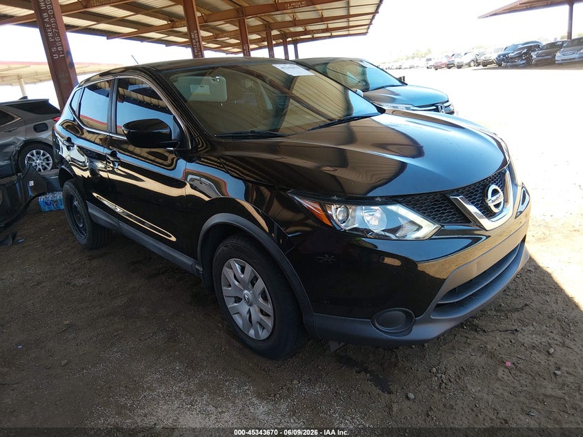 Vin: jn1bj1cp0hw000323, lot: 45841606, nissan rogue sport s 2017 img_1