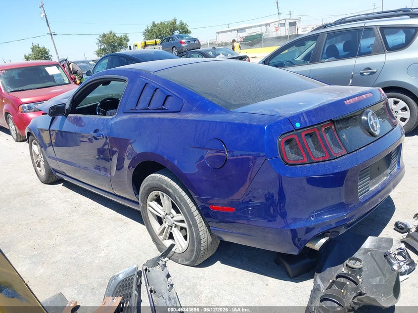 2014 FORD MUSTANG V6 · Фото 3