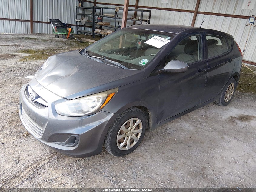 Фото 2 - HYUNDAI ACCENT