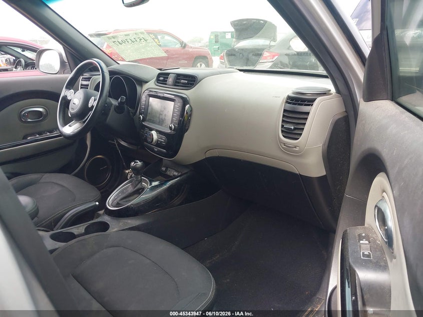 2017 KIA SOUL auction photo 5