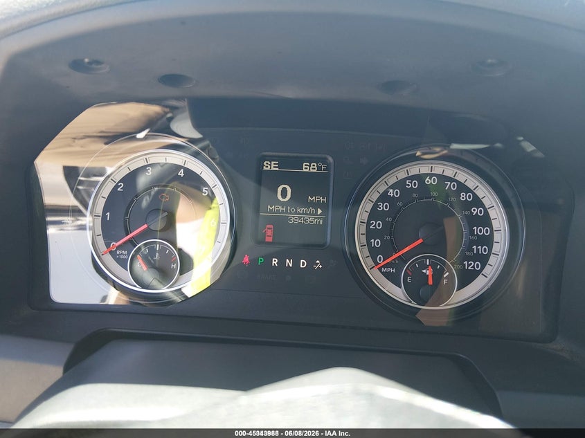 2018 RAM 1500 auction photo 7
