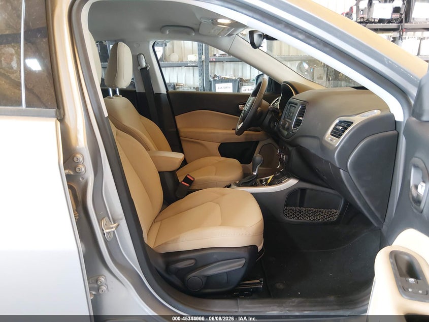 2018 JEEP COMPASS auction photo 5