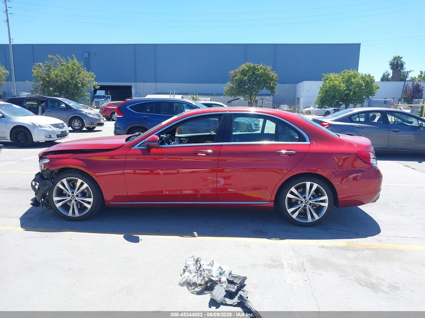 2018 Mercedes-Benz C 300 VIN: 55SWF4JB0JU271190 Lot: 45344002