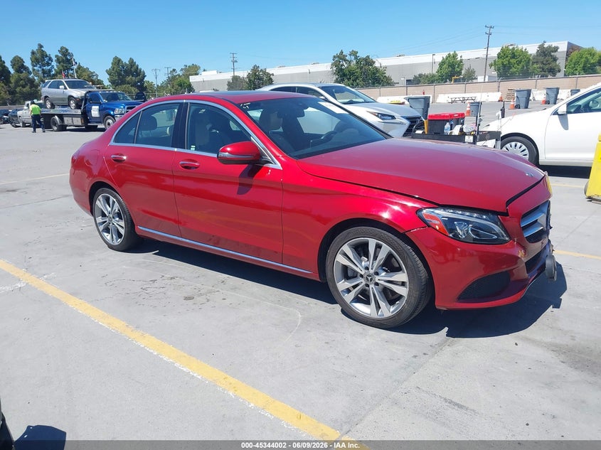 Vin: 55swf4jb0ju271190, lot: 45841938, mercedes-benz c 300 2018 img_1