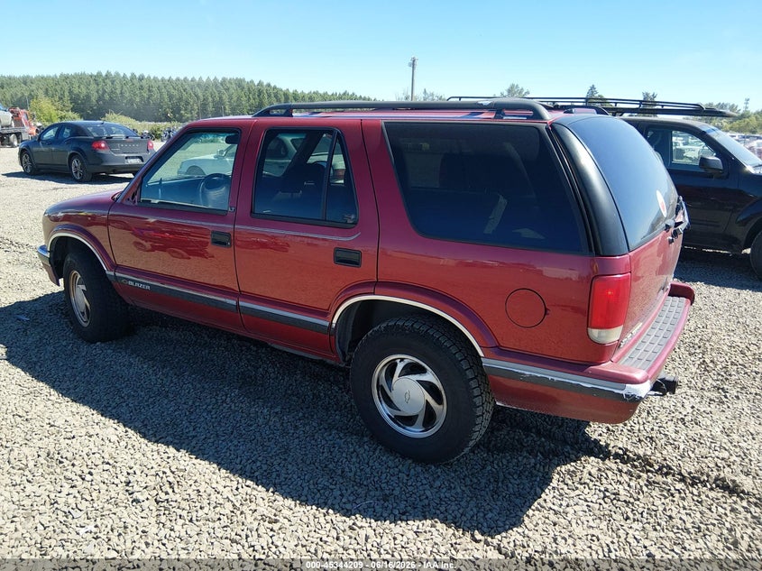 1997 CHEVROLET BLAZER auction photo 3