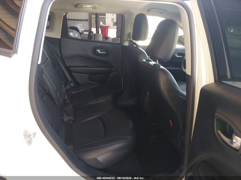 2019 JEEP COMPASS auction photo 8