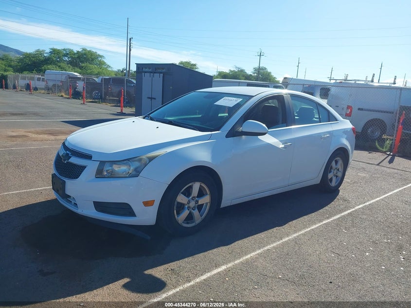 2013 CHEVROLET CRUZE auction photo 2