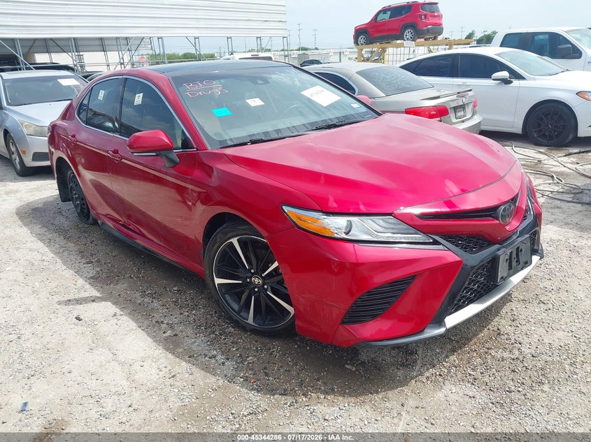 2020 TOYOTA CAMRY XSE