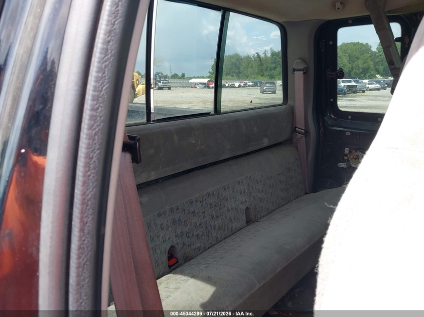 1999 FORD F-250 auction photo 8