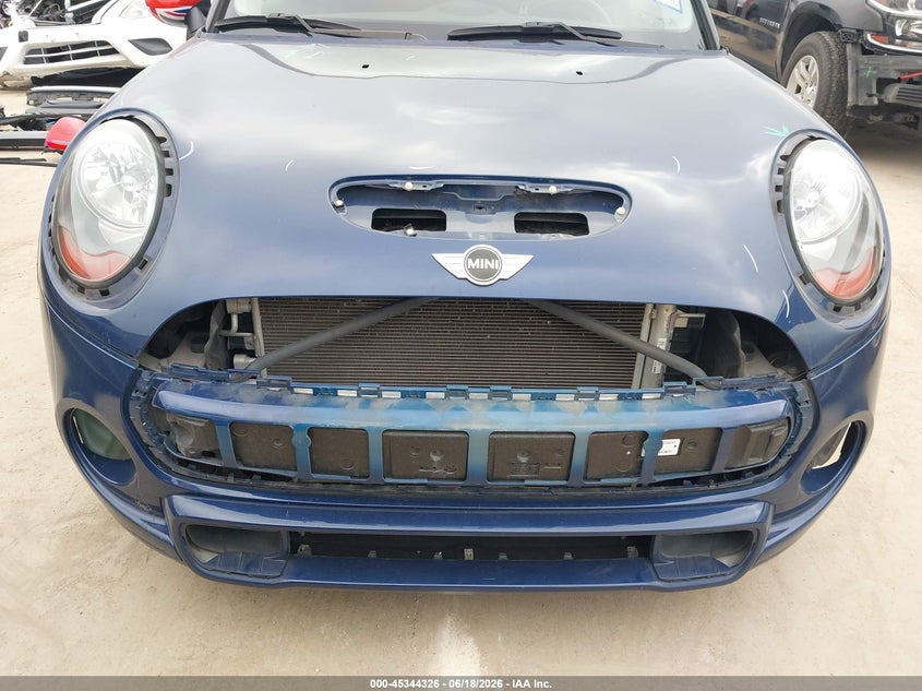 2015 Mini Hardtop Cooper S VIN: WMWXP7C58F2A33528 Lot: 45344326