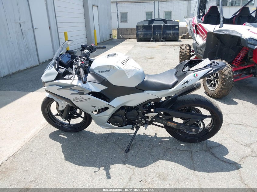 2025 Kawasaki Ex500 H VIN: ML5EXGH1XSDA37444 Lot: 45344386