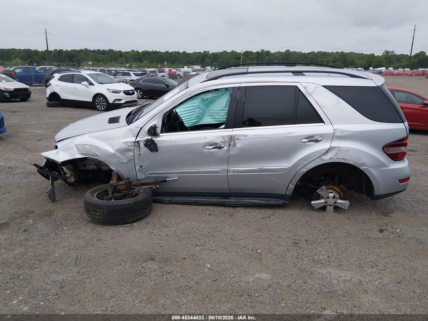2010 Mercedes-Benz Ml 350 4Matic VIN: 4JGBB8GB0AA562853 Lot: 45344432