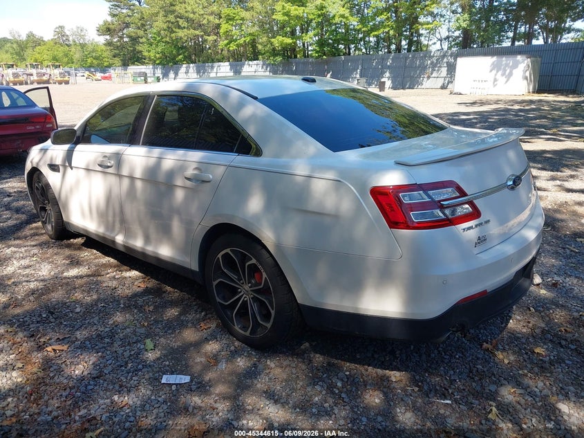 Vin: 1fahp2kt5dg127752, lot: 45842562, ford taurus sho 20133