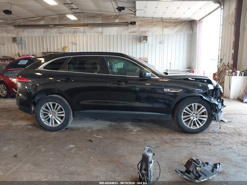 JAGUAR F-PACE - zdjęcie 13