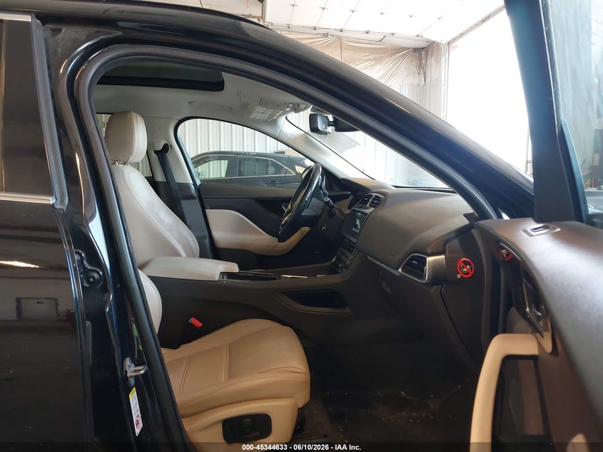 2018 JAGUAR F-PACE auction photo 5