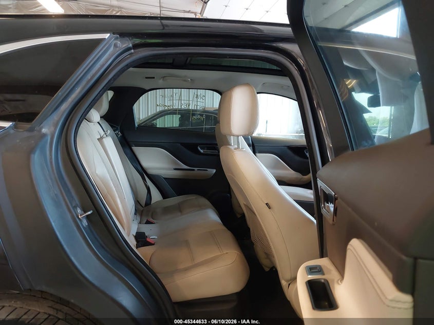 2018 JAGUAR F-PACE auction photo 8