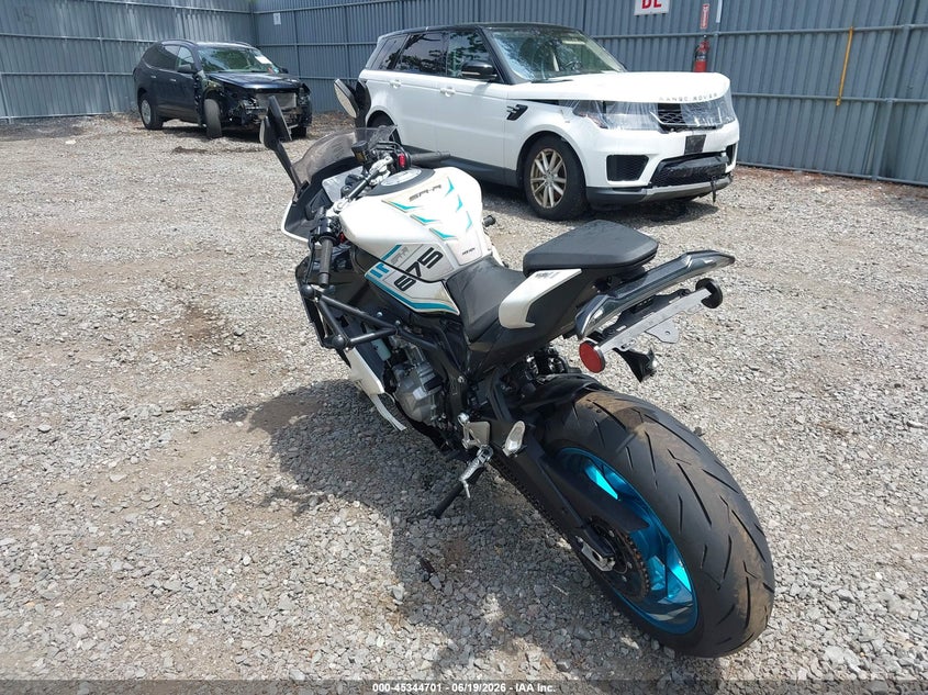 2026 CF MOTO 675SS auction photo 3