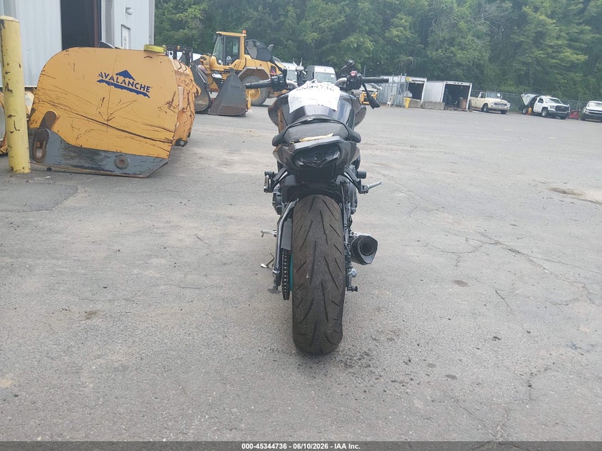 2024 YAMAHA MTN1000 auction photo 6