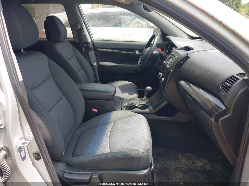 2012 KIA SORENTO SPORT UTILITY VEHICLE 2.4L I-4 DI, DOHC, VVT, 191HP