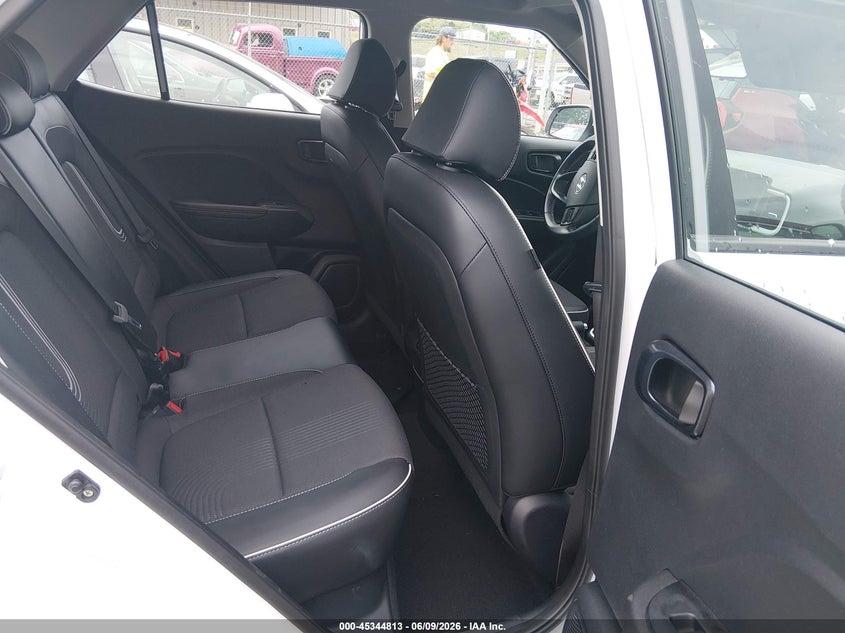 2024 Hyundai Venue Limited VIN: KMHRC8A34RU341974 Lot: 45344813