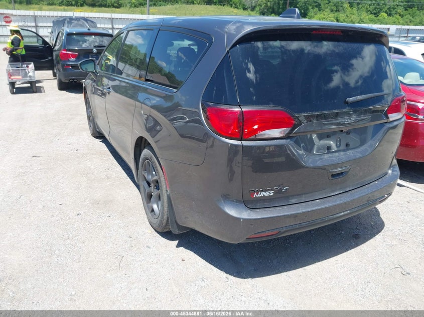 Vin: 2c4rc1fgxkr508011, lot: 45842828, chrysler pacifica touring plus 20193