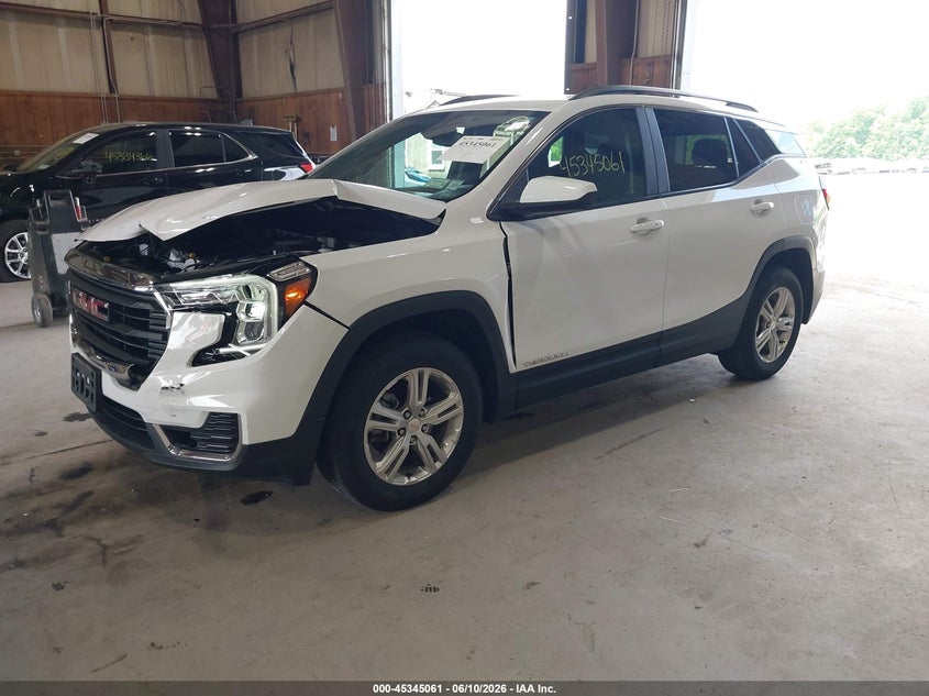 2022 GMC TERRAIN auction photo 2