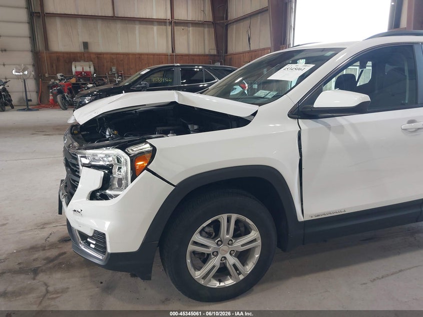2022 GMC TERRAIN auction photo 6
