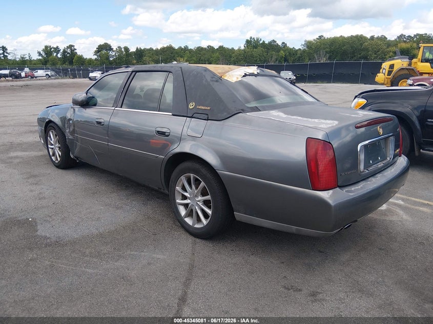 2003 CADILLAC DEVILLE auction photo 3