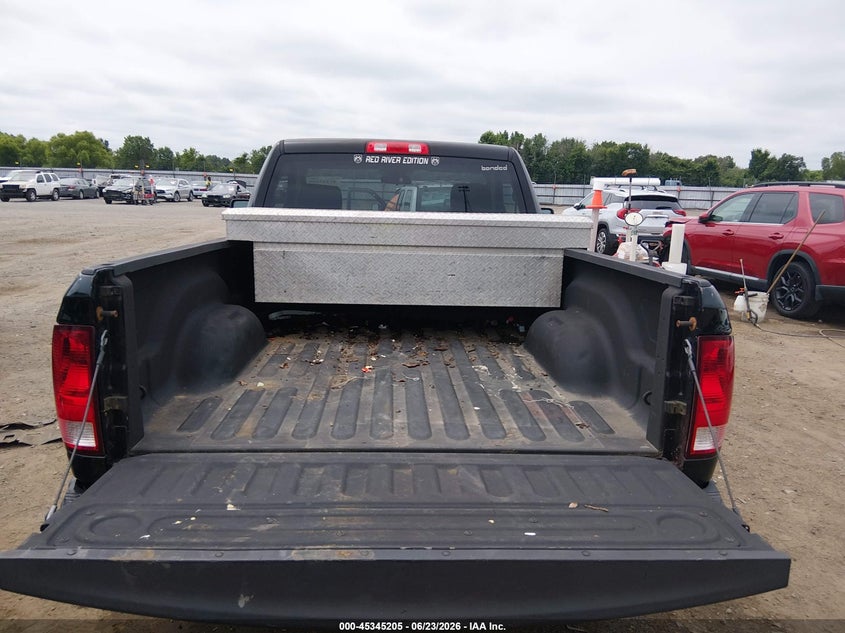 2014 RAM 1500 auction photo 8