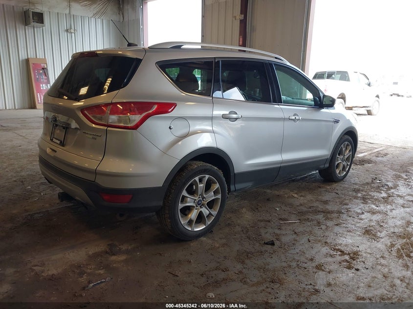2015 FORD ESCAPE auction photo 4