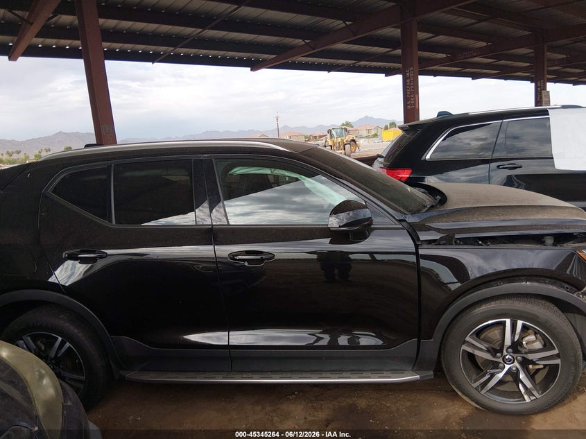 2023 Volvo Xc40 B5 Core VIN: YV4L12UK9P2964478 Lot: 45345264