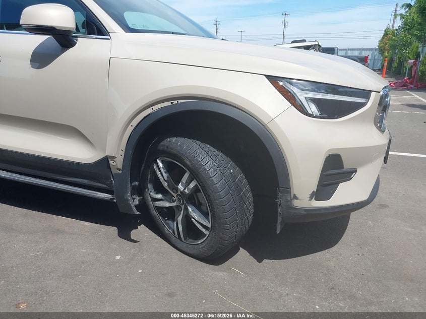 2025 Volvo Xc40 B5 Core Bright Theme VIN: YV4L12UJ2S2519659 Lot: 45345272