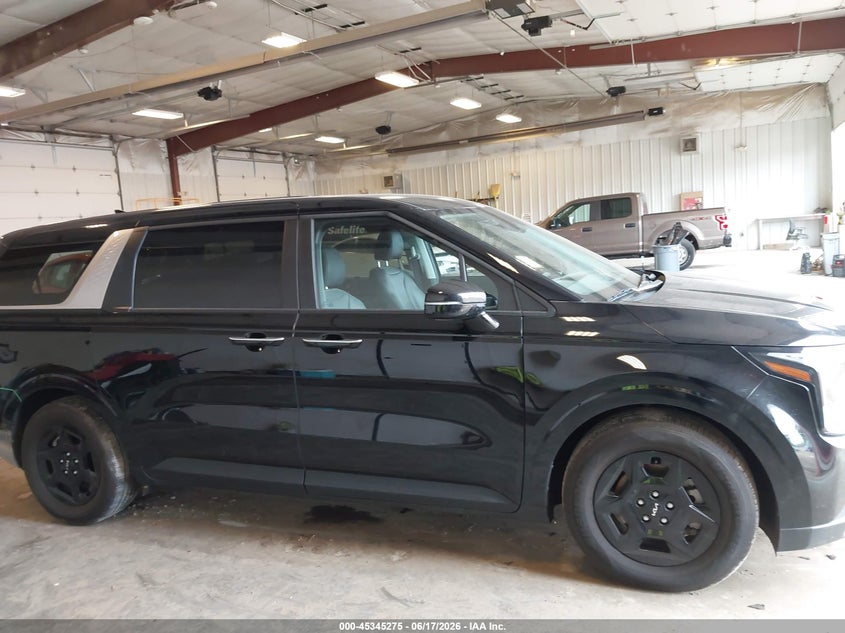 2025 Kia Carnival Mpv Lxs VIN: KNDNB5K30S6520123 Lot: 45345275