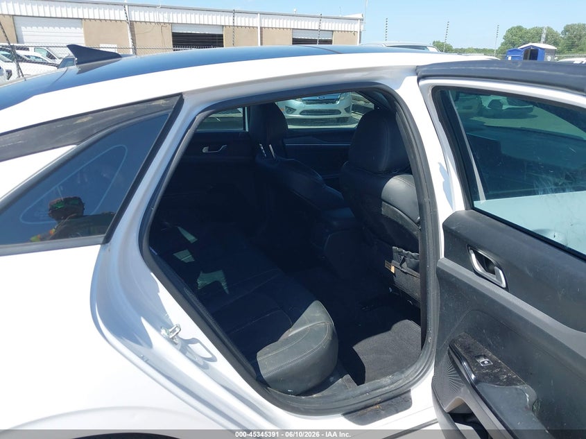 2024 KIA K5 auction photo 8