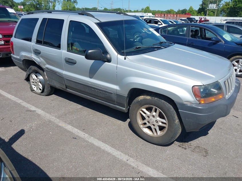 2004 Jeep Laredo