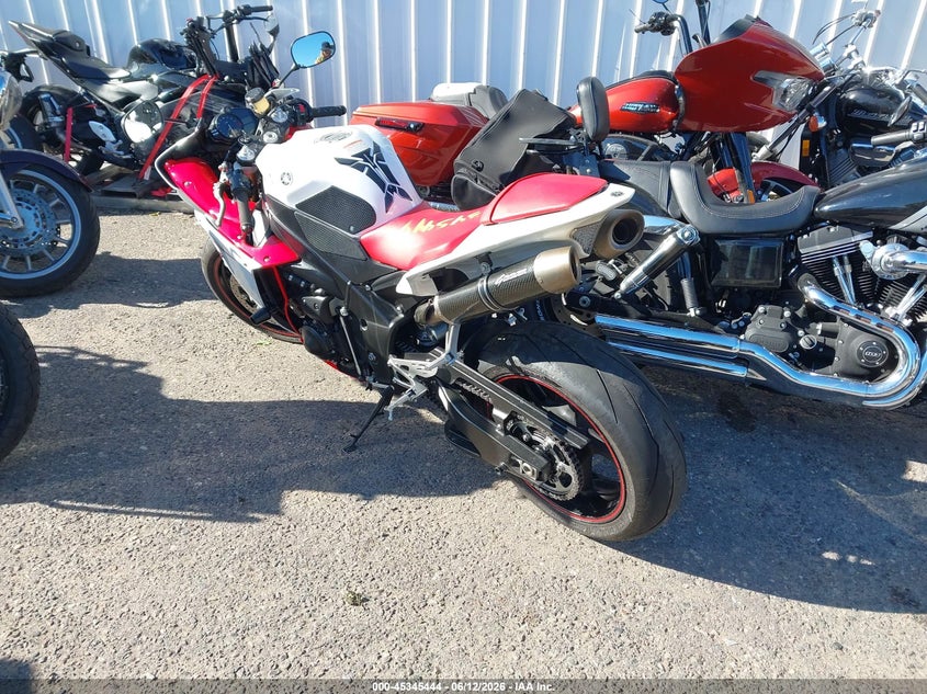 2009 YAMAHA YZF SPORT_BIKE 4