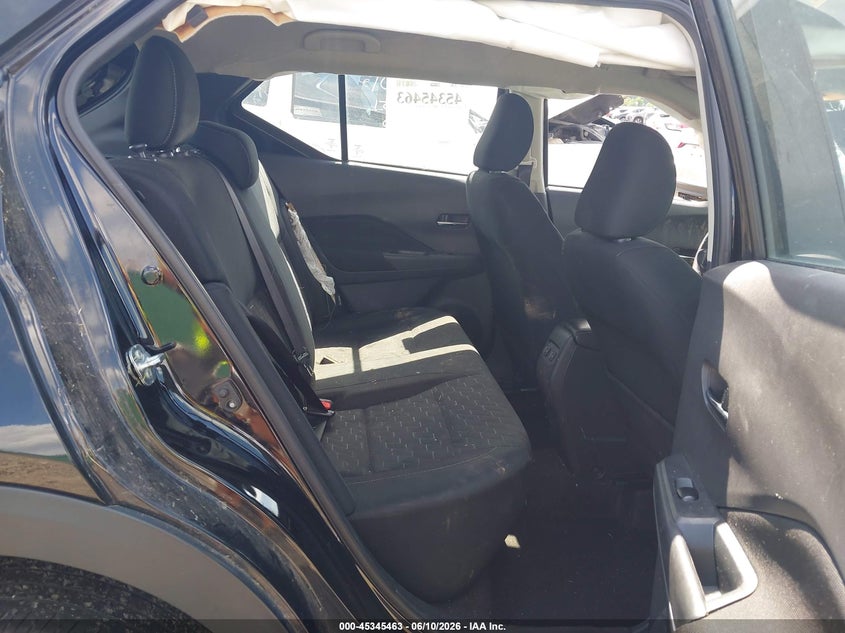 2024 NISSAN KICKS auction photo 8